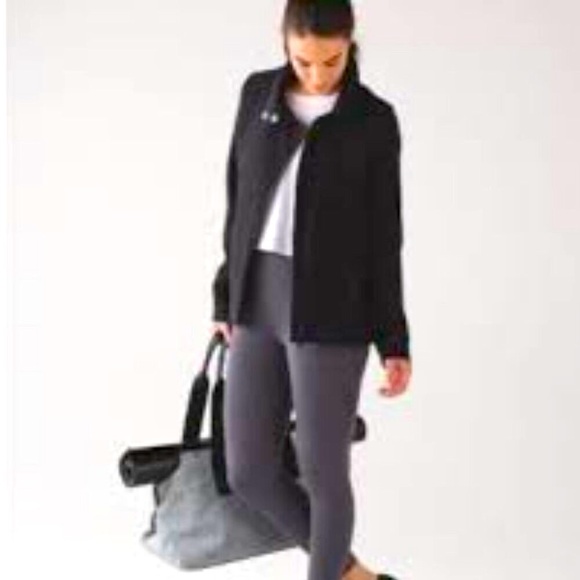 LULULEMON Fleece Be True Jacket Diagonal Zip Mock-neck Black 6 MSRP $128 - Picture 1 of 12